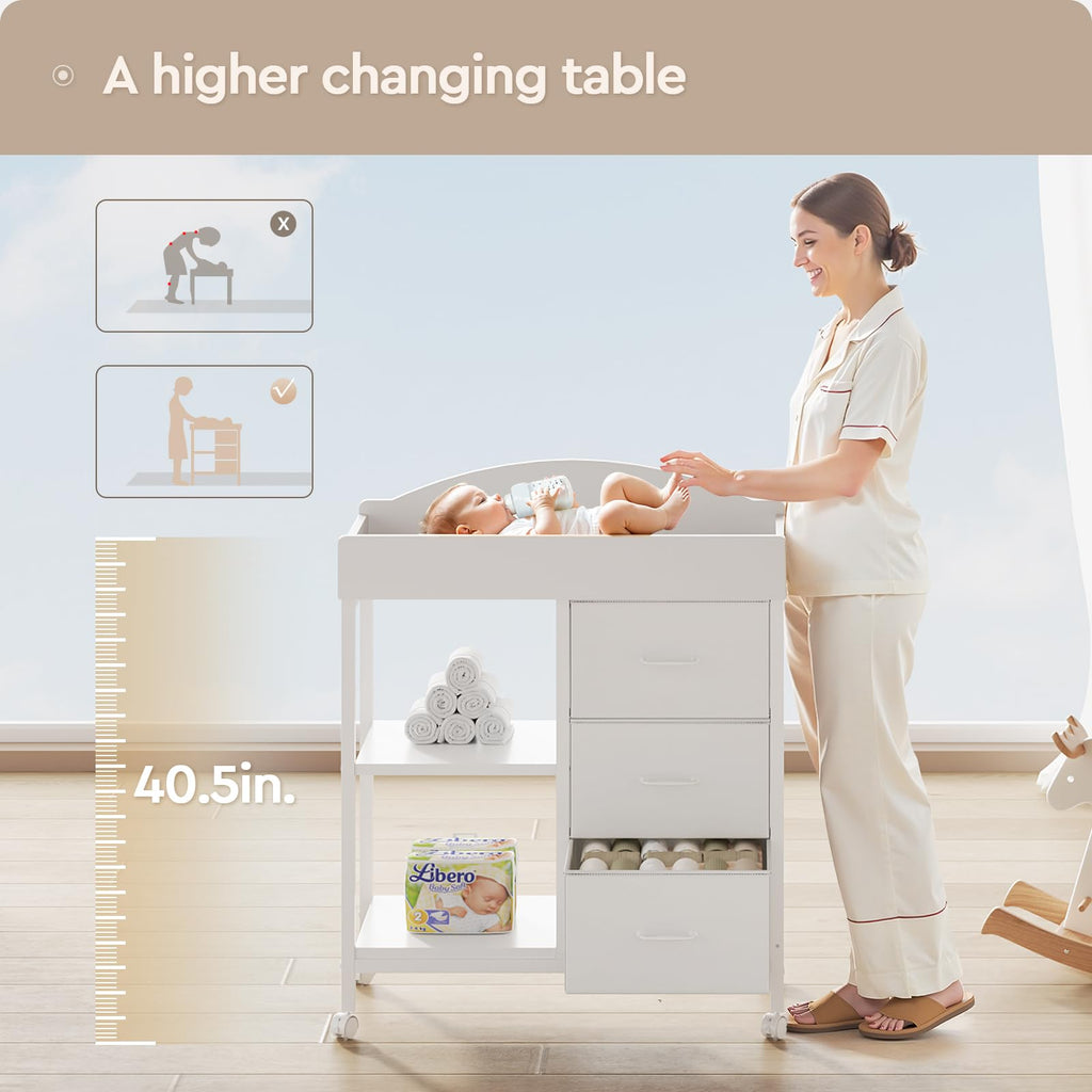 White 3 Drawer 2 Shelf Changing Table Y530133